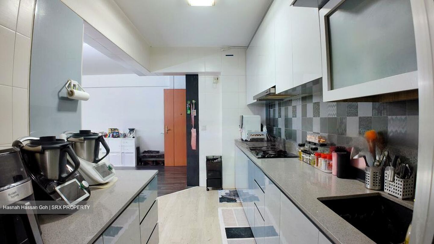Blk 426C Floral Spring @ Yishun (Yishun), HDB 5 Rooms #476041581